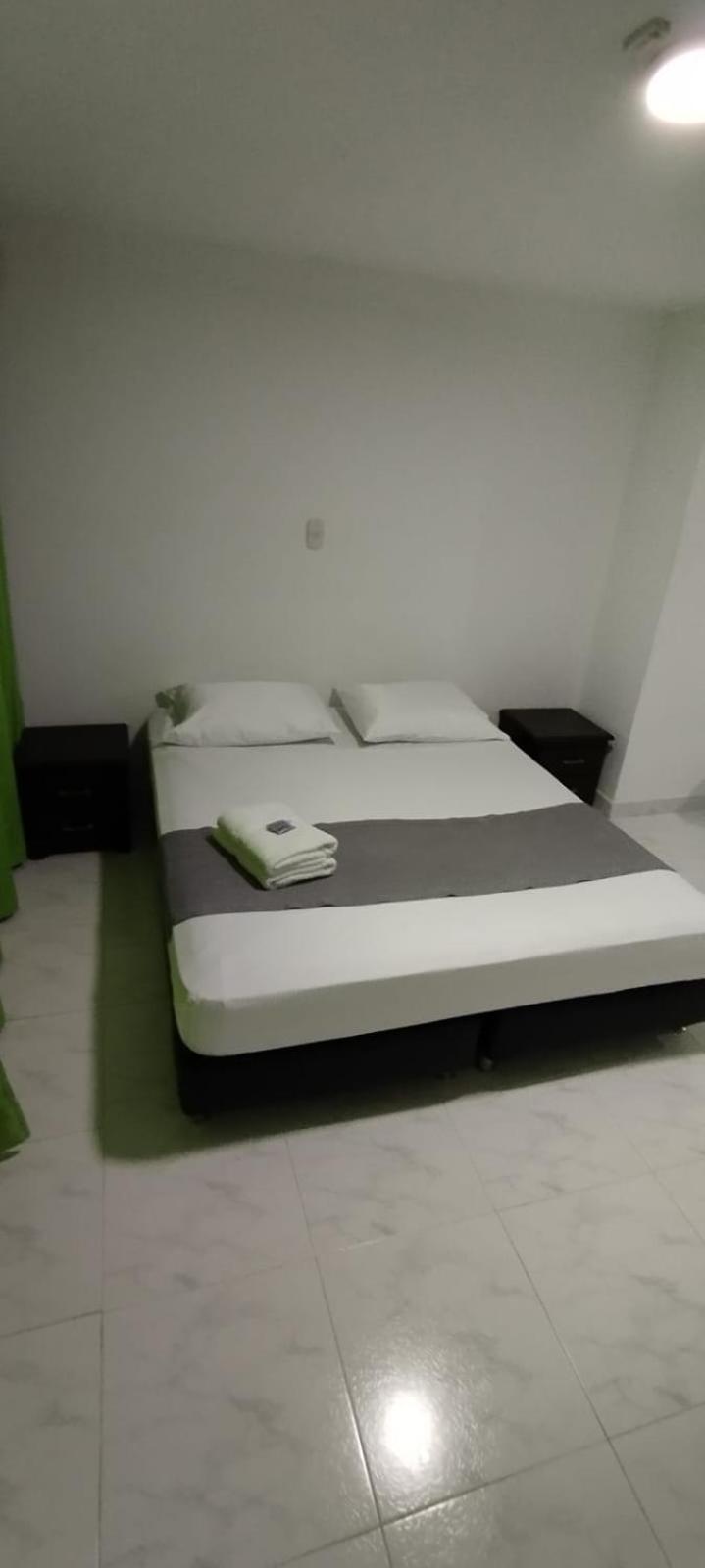 Hotel Paradise Lleras Μεντεγίν Εξωτερικό φωτογραφία