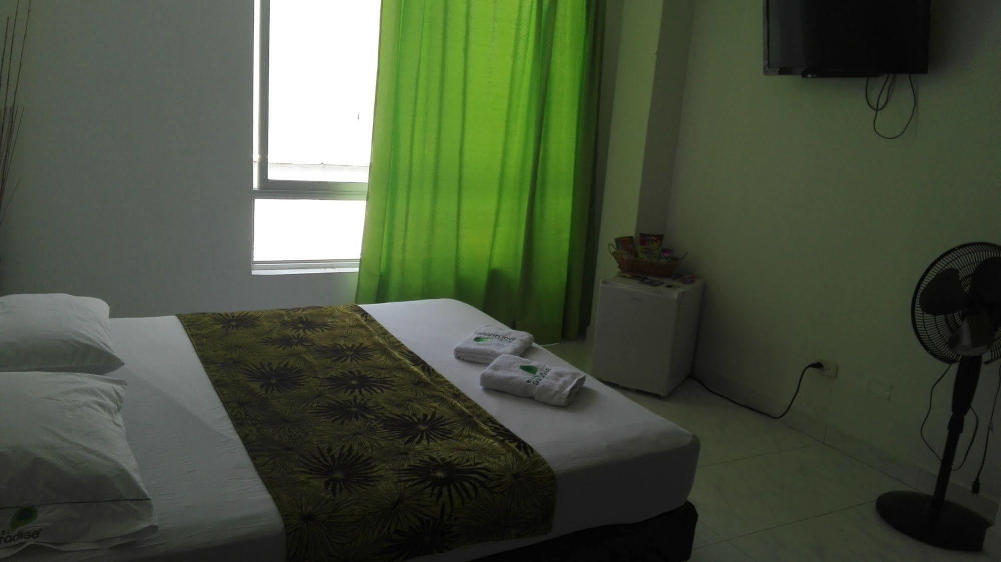 Hotel Paradise Lleras Μεντεγίν Εξωτερικό φωτογραφία