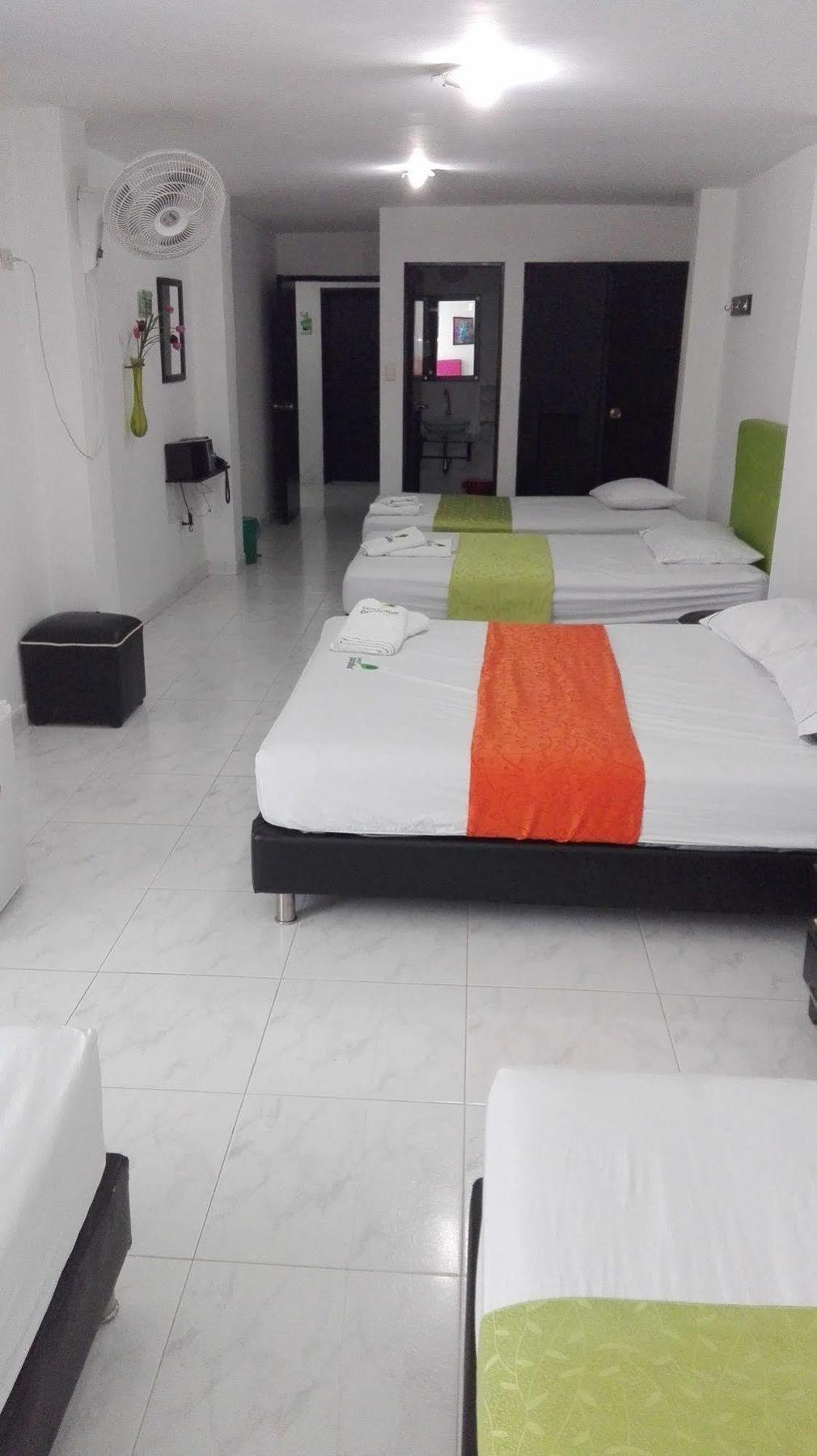 Hotel Paradise Lleras Μεντεγίν Εξωτερικό φωτογραφία